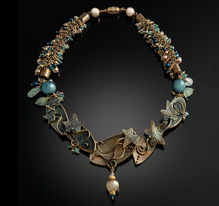 Featured Exhibitor On Q Designs